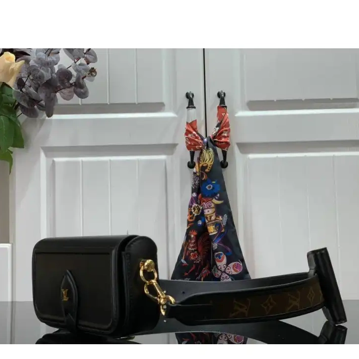 Fashionrepsfam ru Bags 2101SH0039 LV 0524